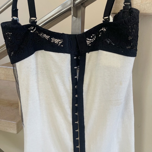 Gaetano Navarra VINTAGE Black and White Lace Camisole Top - Picture 9 of 13